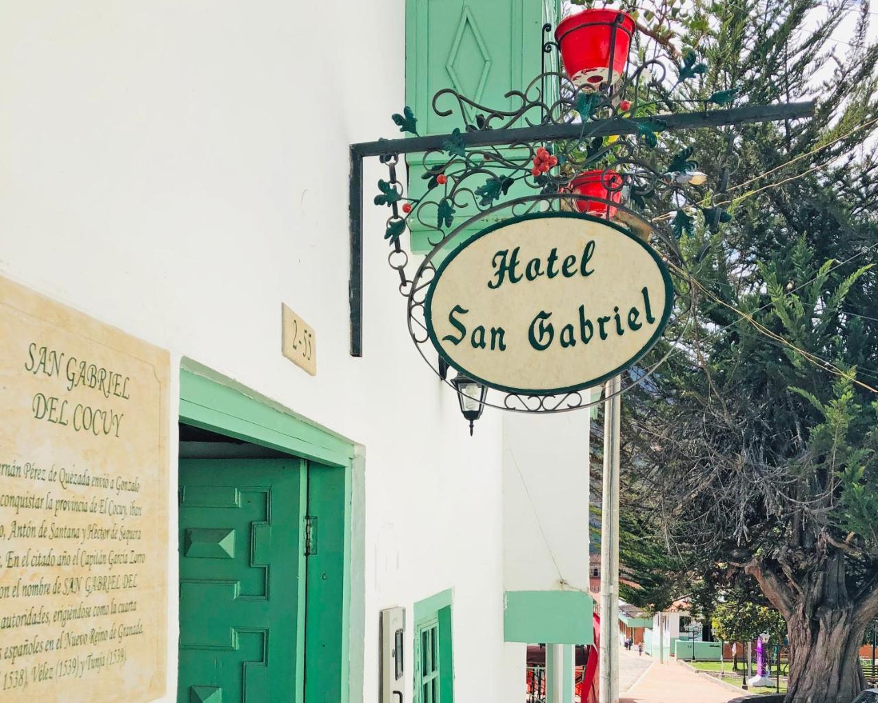 Hotel San Gabriel El Cocuy Exteriör bild
